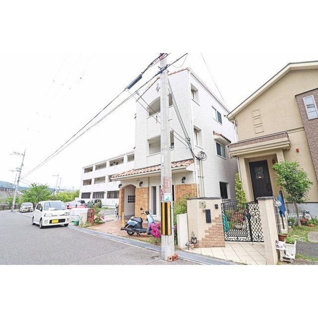 アルル三番館
