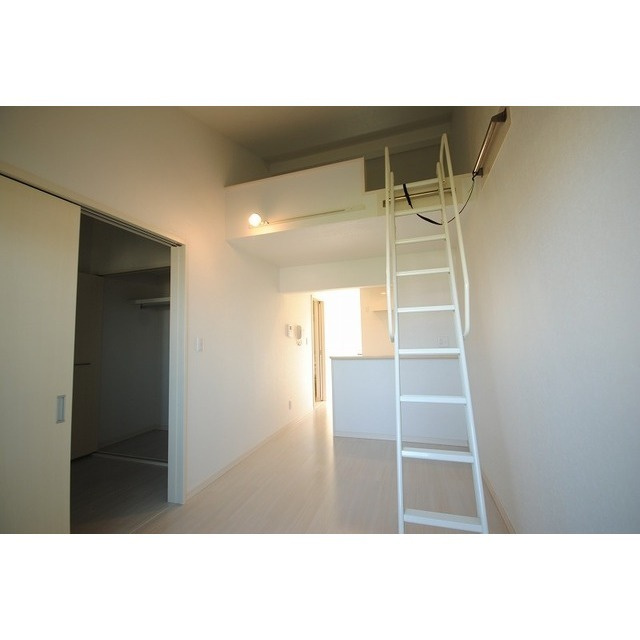 アルル三番館