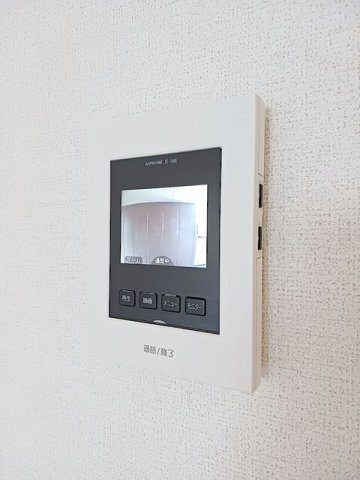 ラフィーネ美術館前のセキュリティ