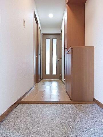 ラフィーネ美術館前の玄関