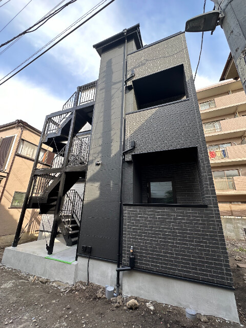 横浜市保土ケ谷区西久保町のアパートの外観