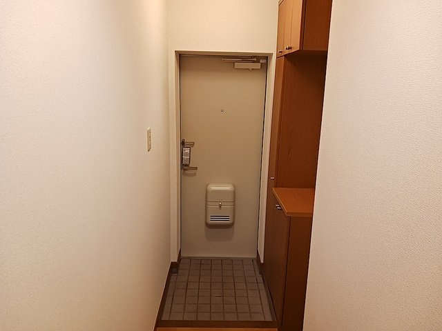 【玄関】 | サンヒルズ　Ａ | 玄関です