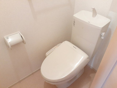 【トイレ】 | ビオーラ松山Ａ | コンパクトで使いやすいトイレです