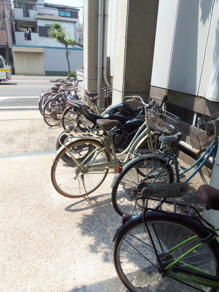 大正祐伸ビルのエントランス|★駐輪スペース有ります★