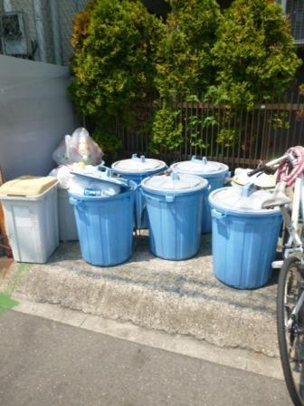 山下マンションのエントランス|★敷地内ゴミ置き場★