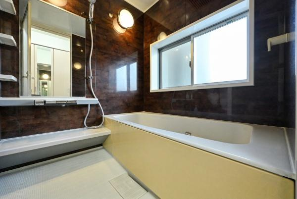 香芝市旭ケ丘３丁目　一戸建の浴室