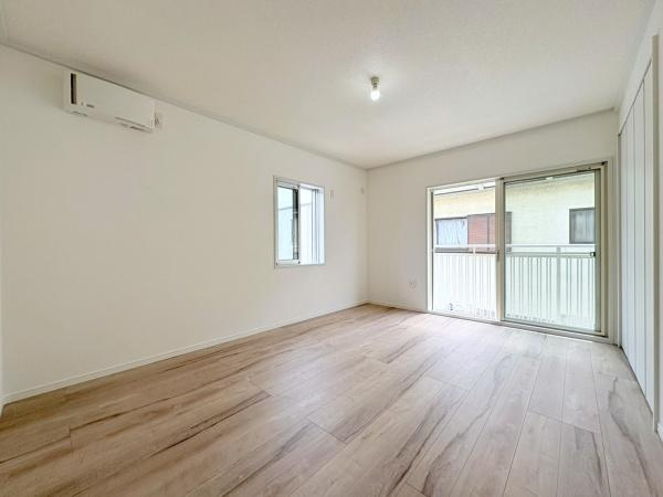 綾瀬市上土棚中６丁目の中古一戸建の洋室