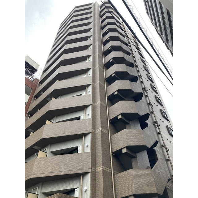 フェニックス初台弐番館の外観