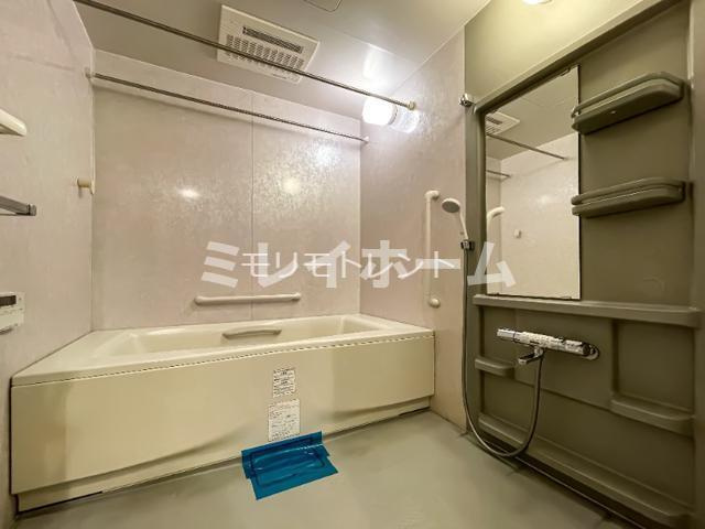 クレッセント東京リプライムの浴室
