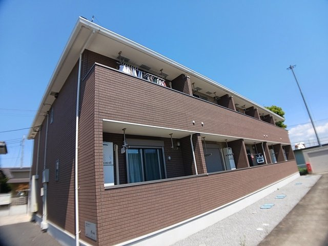 エスカーザの外観