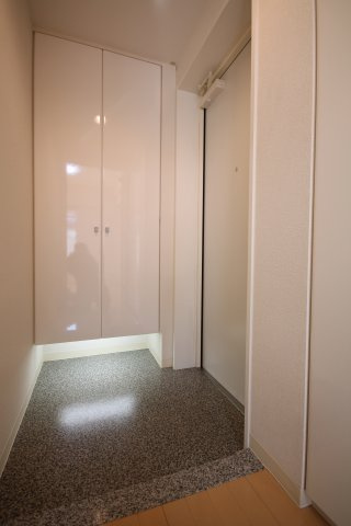 【玄関】