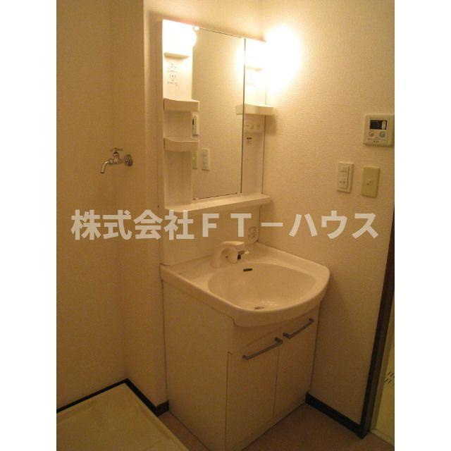 アムール Sunnyの独立洗面台