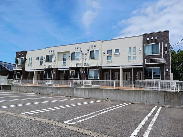 トレフル　Ｅの外観