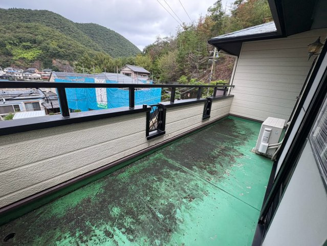 中古戸建　岐阜市日野東7丁目　平成4年築のバルコニー