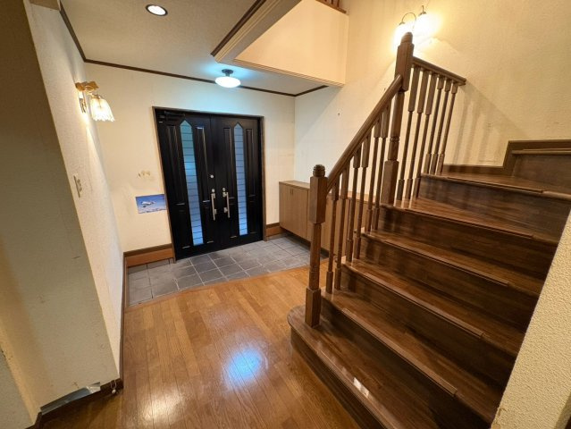 中古戸建　岐阜市日野東7丁目　平成4年築の玄関