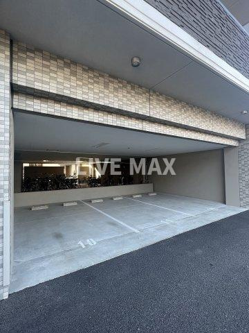 【駐車場】エスリード大阪クレストコート