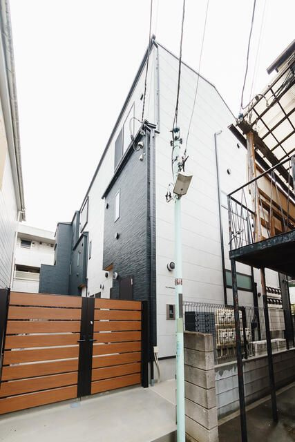 ＲＩＫＵ新中野の外観