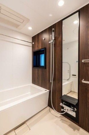 新宿区愛住町の賃貸マンションの浴室