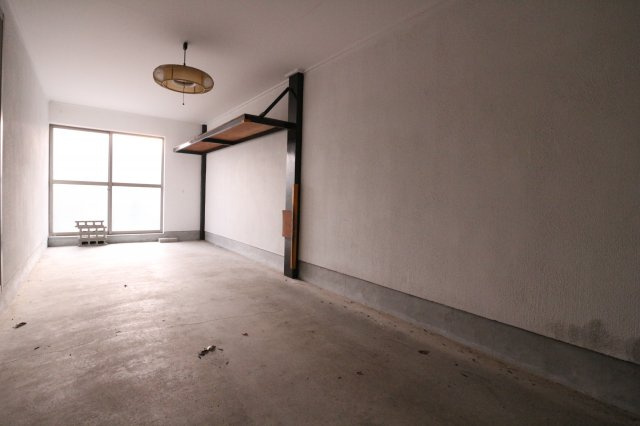 塩屋町３丁目戸建の駐車場