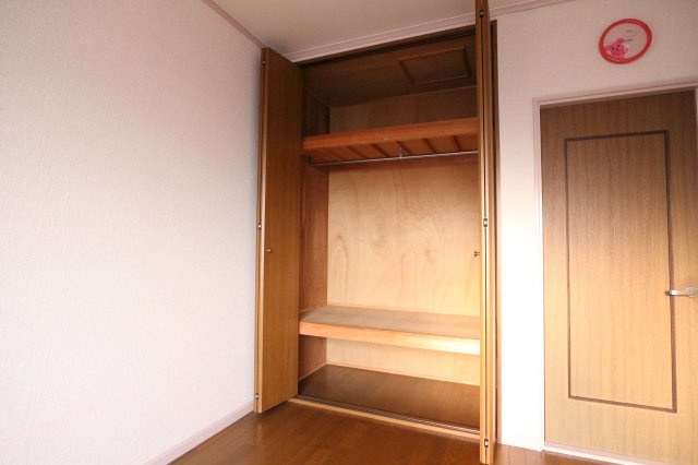 塩屋町３丁目戸建の収納
