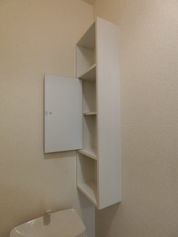 ルトンセランの収納|イメージ102号室の写真（反転あり）