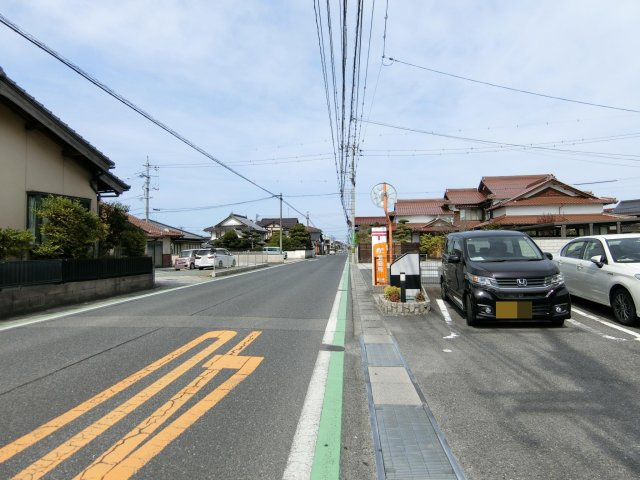 ルトンセランの周辺
