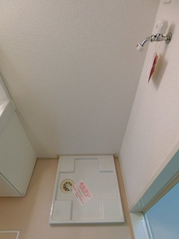 ルトンセランの洗面所|イメージ202号室の写真（反転あり）