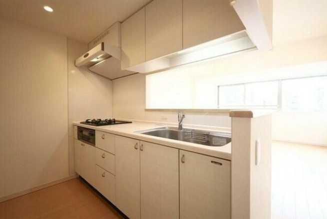 新宿区四谷坂町の賃貸マンションのキッチン
