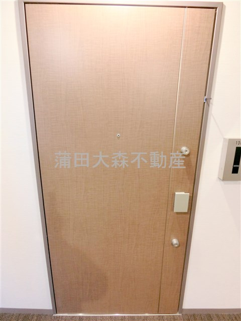 フレンシア蒲田の玄関