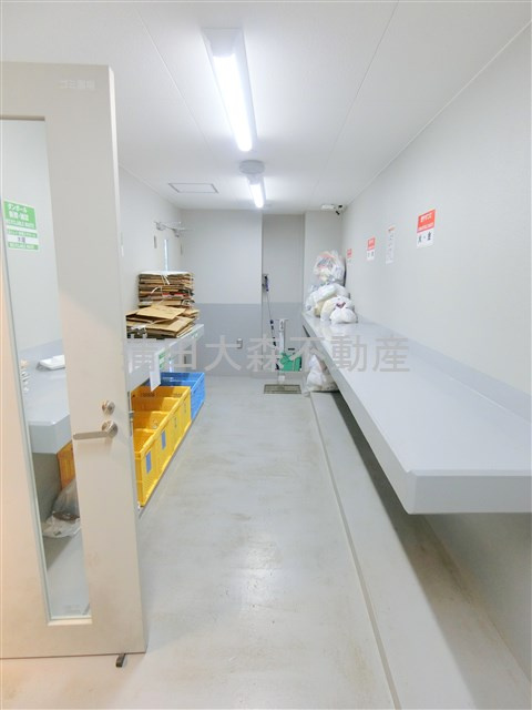フレンシア蒲田のその他共用部分|曜日時間関係なくゴミ捨て可能な敷地内ゴミ捨て場！