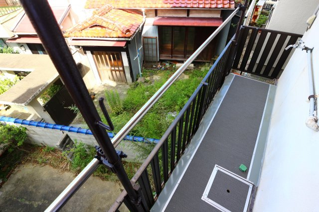 山手5丁目戸建のバルコニー