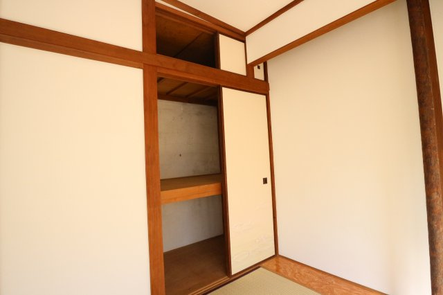 山手5丁目戸建の収納