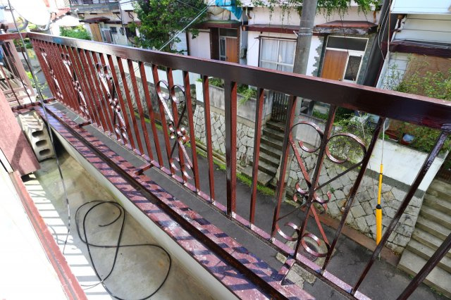 山手5丁目戸建のバルコニー