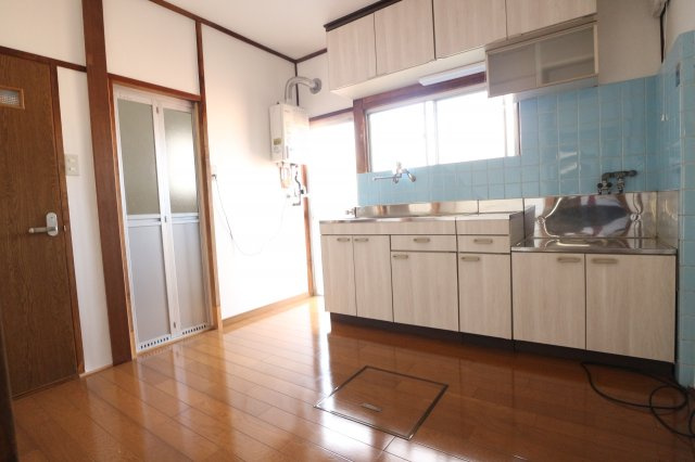 山手5丁目戸建の居間・リビング