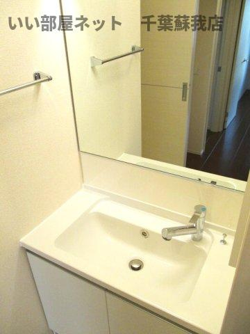 Epoch（エポック）五井西の洗面所|シンプルで使いやすいトイレです