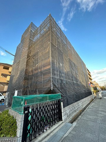 レオパレスYANAの外観