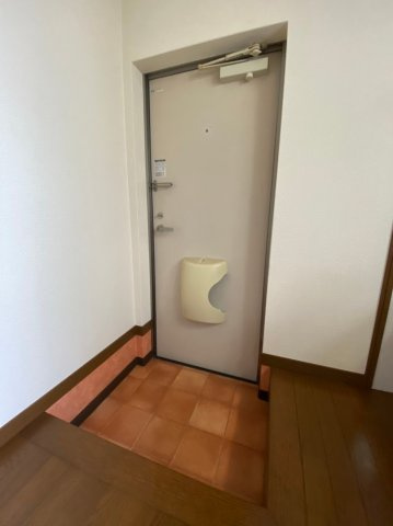 セジュール舞子の玄関