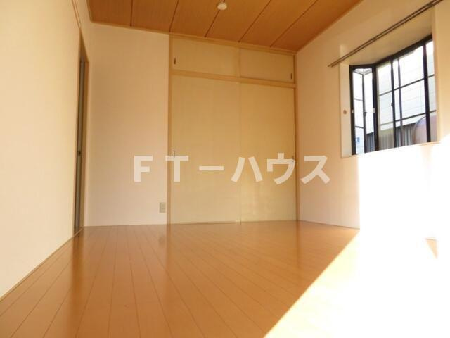 パル大穴の寝室