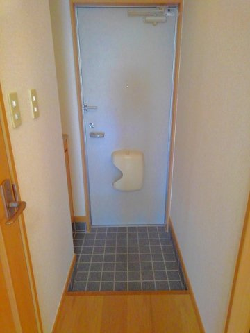メモリー１の玄関