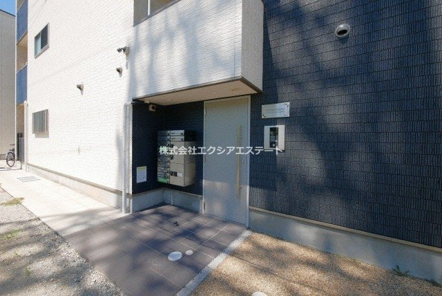 コスモクレスト清水丘のエントランス