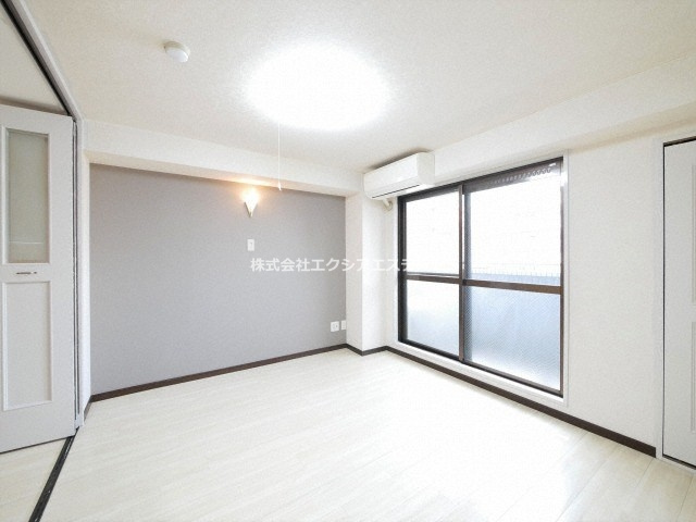 サンプラザ上汐の居間・リビング