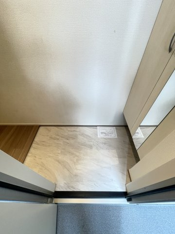 【玄関】