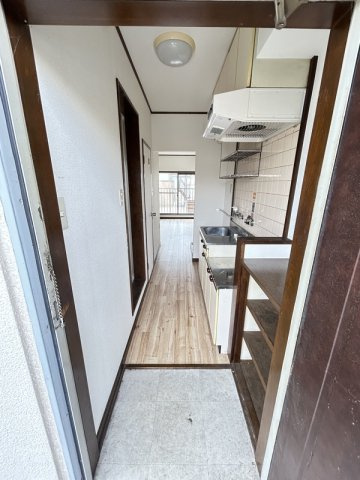 姫路市宮上町２丁目の賃貸マンションの玄関