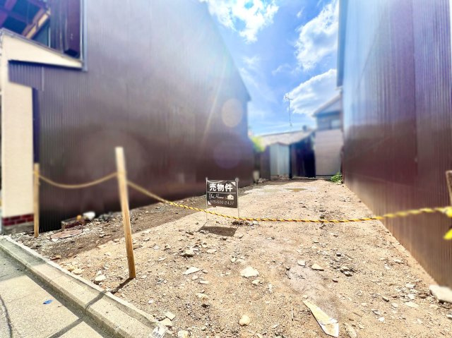 【前面道路含む現地写真】の画像
