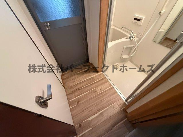 日新町テラスハウスの洗面所|洗面所です