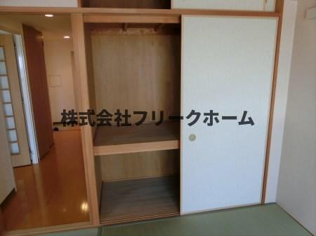 コーポレート連雀1号棟の収納