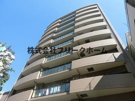 コーポレート連雀1号棟の外観