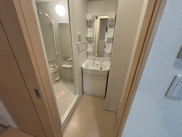 トミーハイツの洗面所|忙しい朝には欠かせない洗面所です