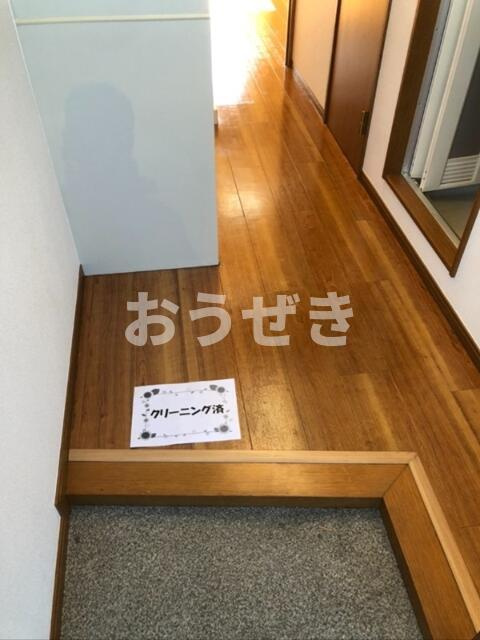 コーポ山本の玄関
