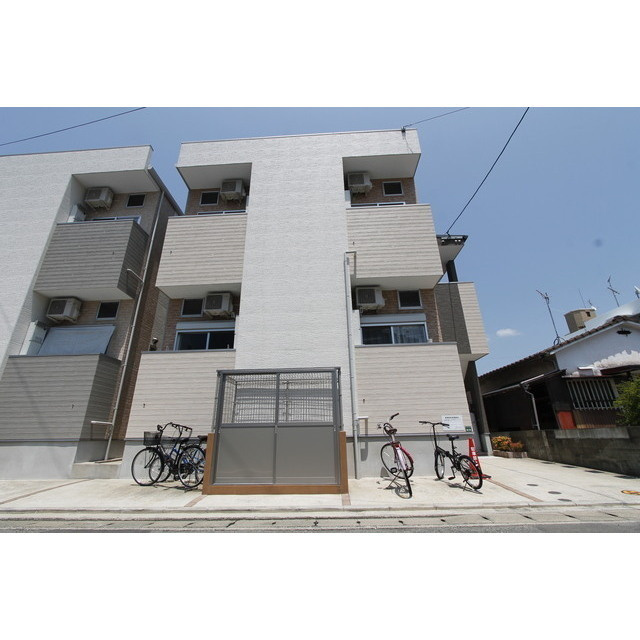 福岡市南区井尻２丁目のアパートの外観